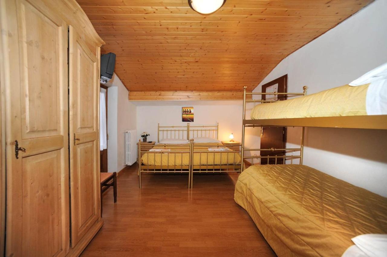 Hotel Bucaneve Моена Екстер'єр фото